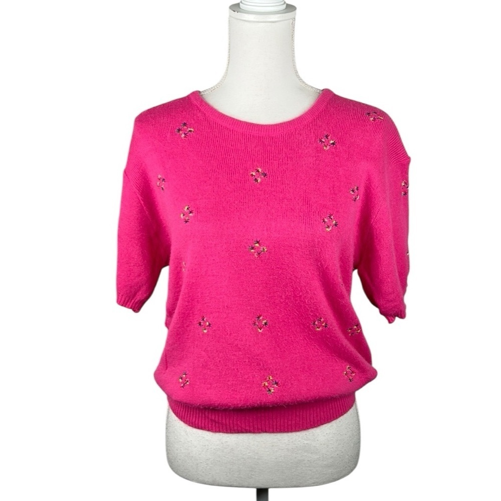 Pink Knit Embroidered Floral Vintage Style Short Sleeve Knit Sweater Size Large‎